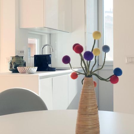 Comecasa Charming Apartment Porta Romana Milano Exteriör bild